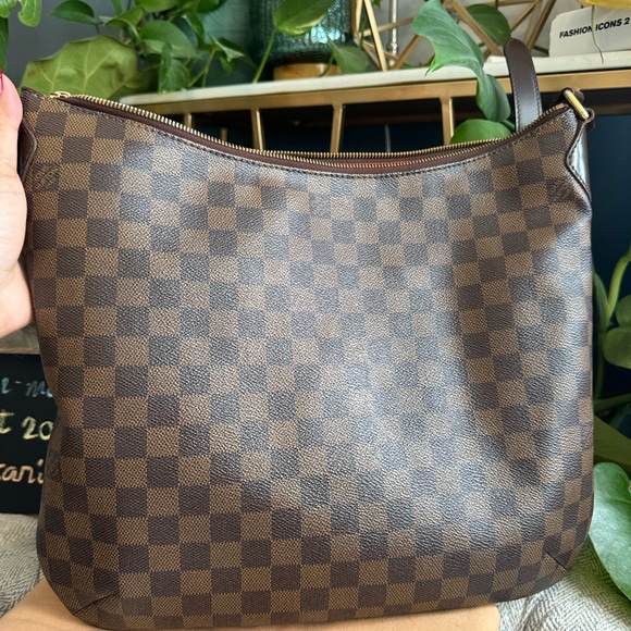 Louis Vuitton Bloomsbury GM*PRICE is FIRM* - Picture 11 of 16